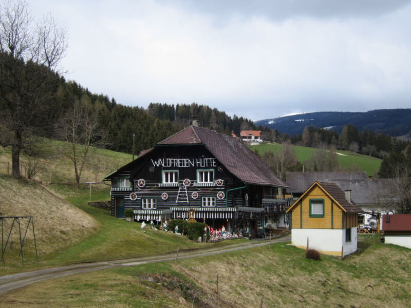 Waldfriedenhütte