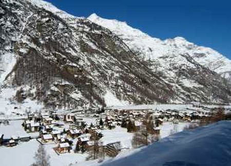 Täsch bei Zermatt - ilustrační fotografie