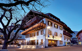 Náhled objektu Weisses Lamm, Monguelfo - Tesido / Welsberg - Taisten, Plan de Corones / Kronplatz, Itálie