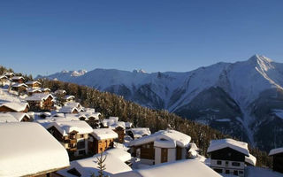 Náhled objektu Echo 1. Stock ost, Bettmeralp, Aletsch, Švýcarsko