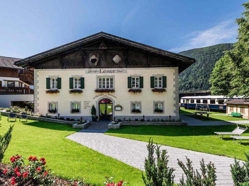 Hotel & Wirtshaus Lener