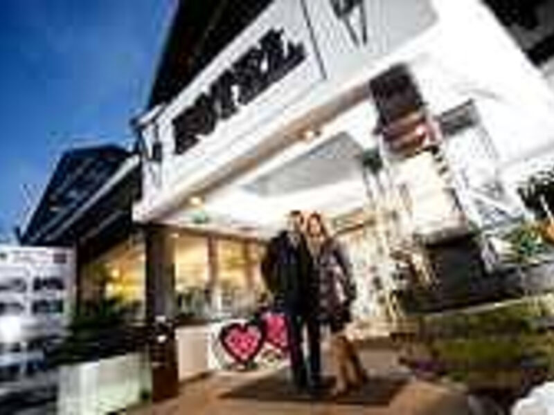 Alpenhotel Seefeld Fall in Love