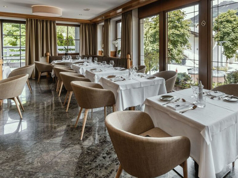 Anett Hotel