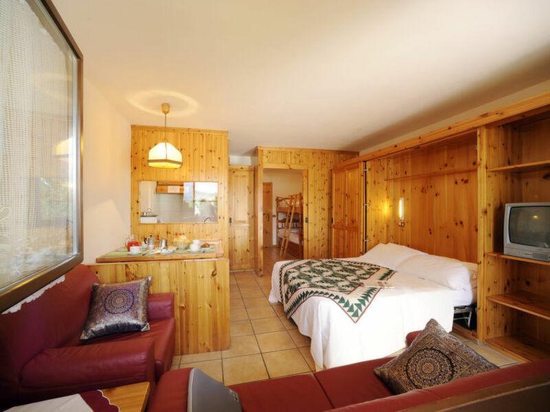 Aparthotel Des Alpes (CVL200)