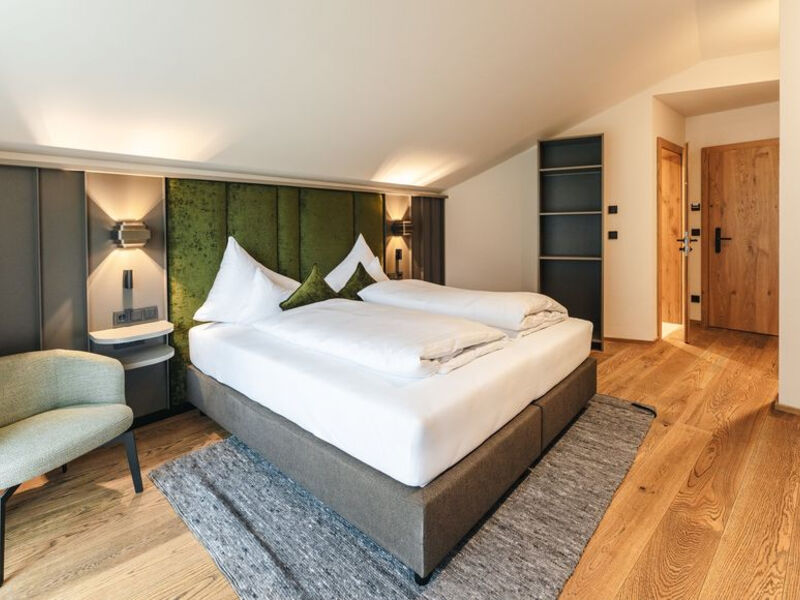 Arpuria (Adults Only) (Adults Only)