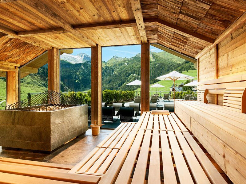 Berghof Crystal Spa & Resort