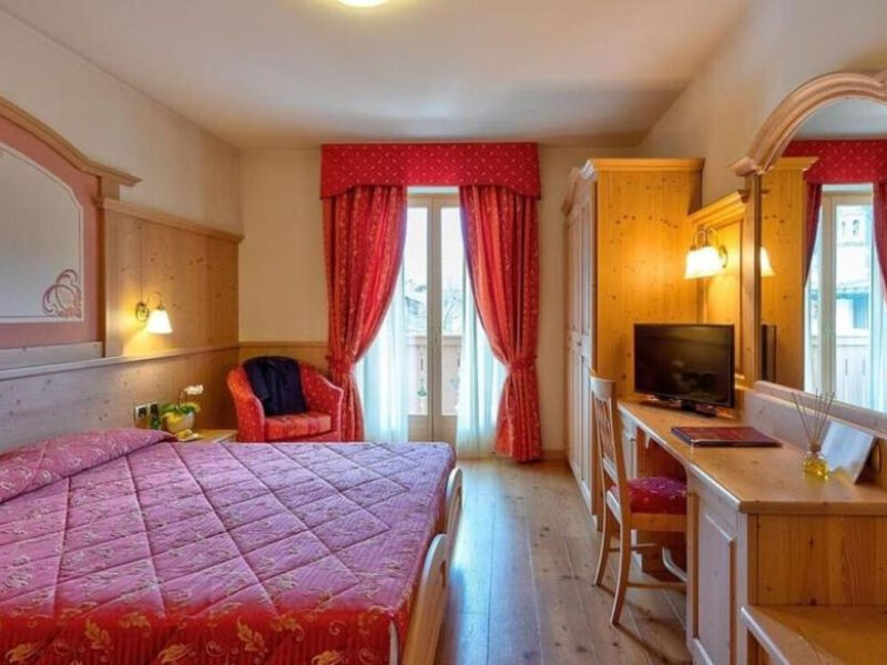 Beverly Alps Hotel & SPA