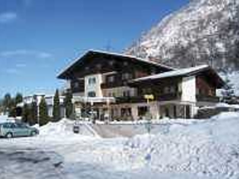 first mountain Hotel Kaprun