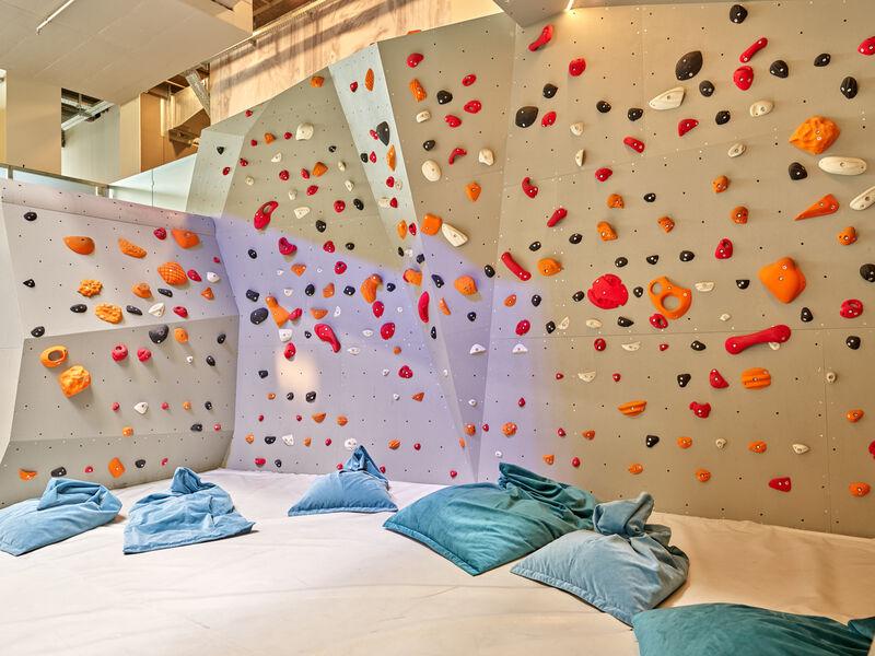 Franz Ferdinand Mountain Resort
