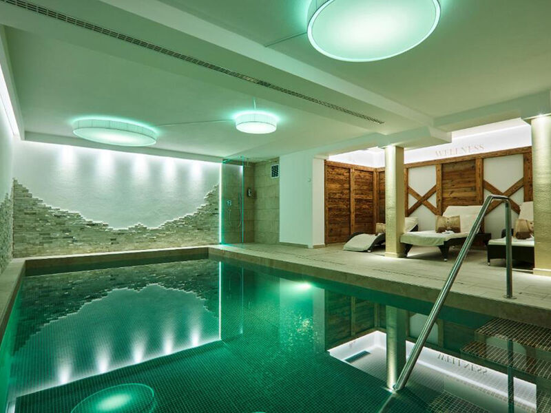 Garni Savoy