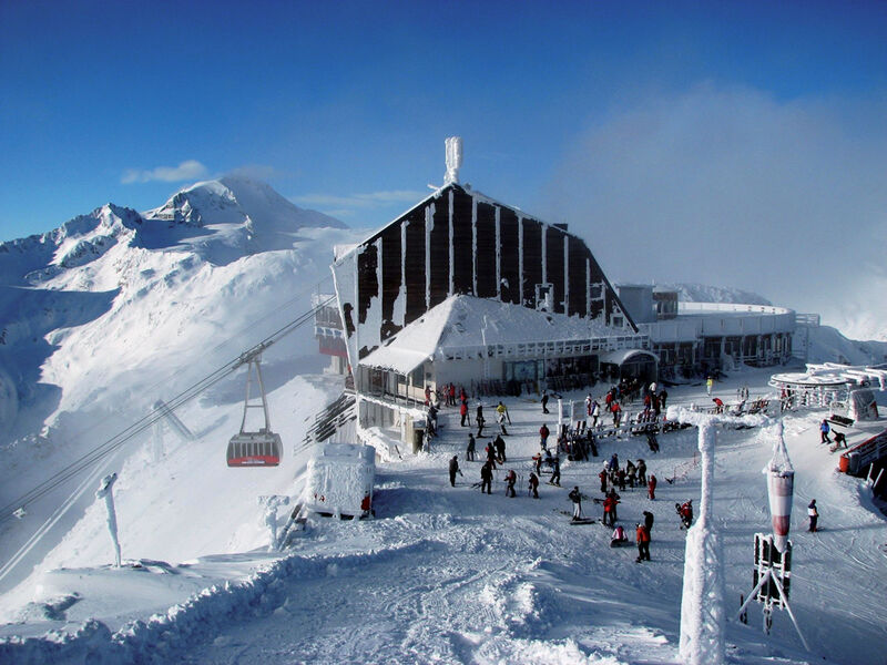 Glacier Grawand SKI OPENING