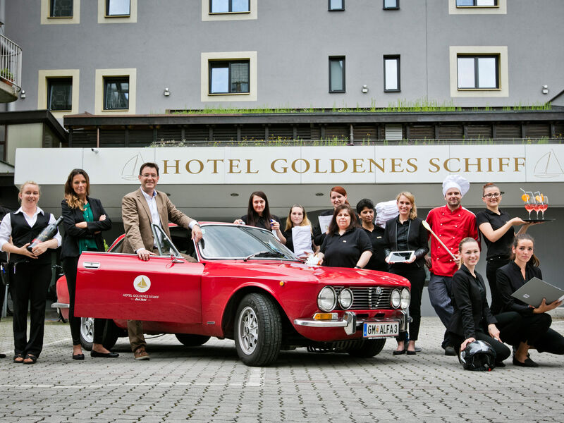 Goldenes Schiff