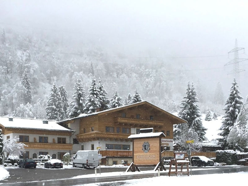 Hotel Künstleralm