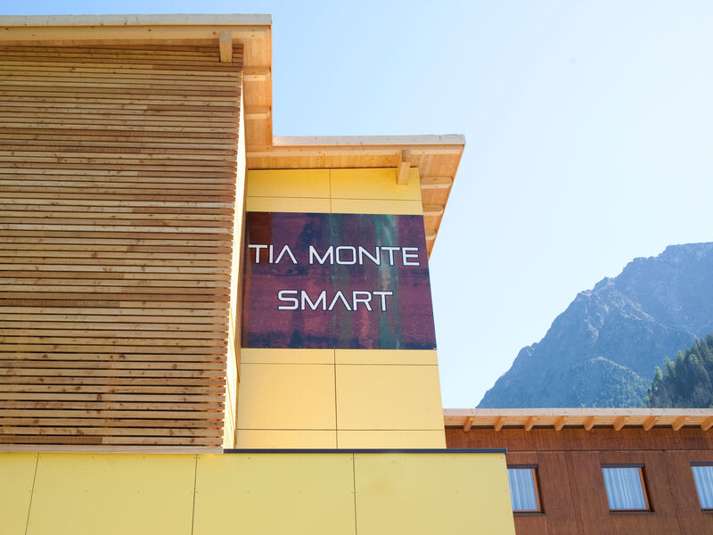 Tia Monte Smart