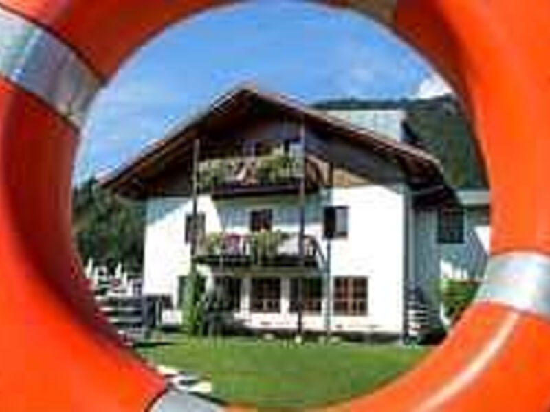 Junges Hotel am See (Jugendgästehaus)