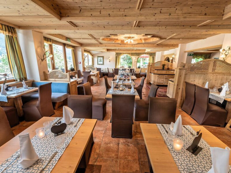 Posthaus Stubai & Smart
