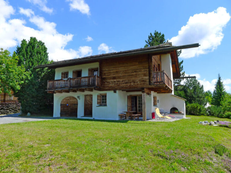 Casa Chistiala Dadens