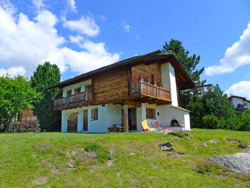 Casa Chistiala Dadens