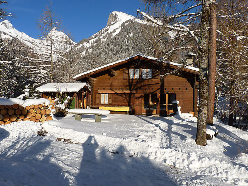 Appartement No 2 dans chalet Luy d'Août