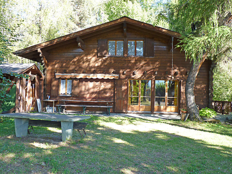 Appartement No 2 dans chalet Luy d'Août