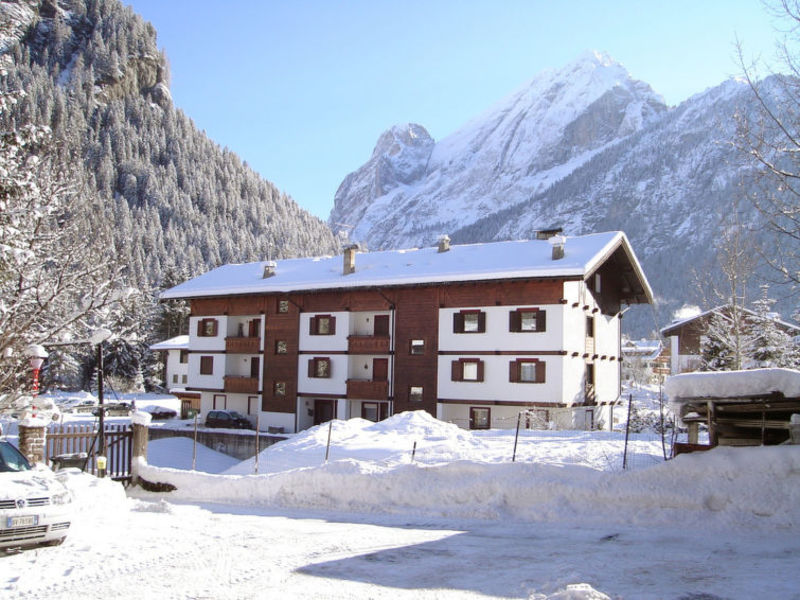 Canazei Ski Apartments