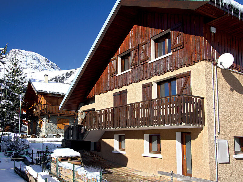 Chalet Alpina