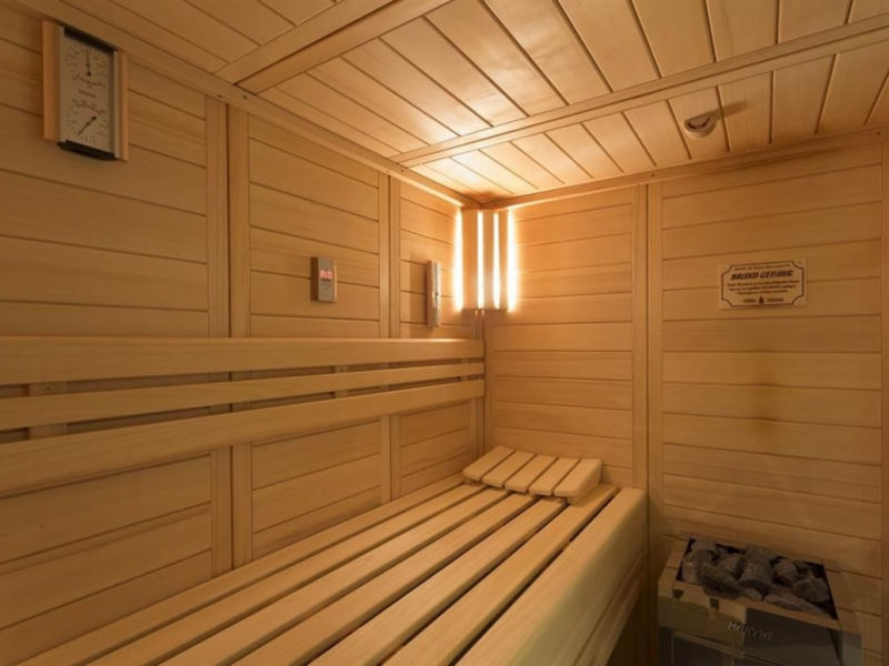 Chalet Flair (149E13)