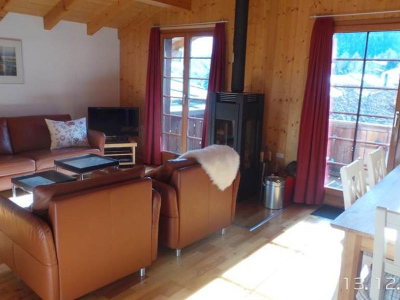 Chalet Flair (149E13)