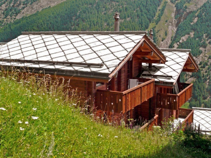 Chalet Flair (149E13)