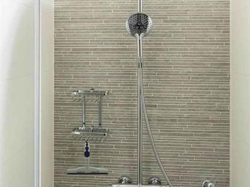 Chalet Flair (149E13)
