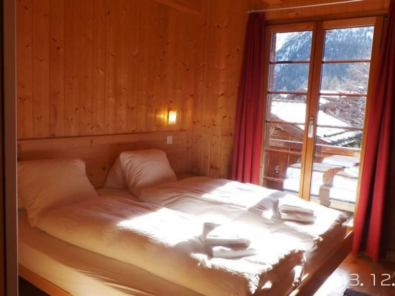 Chalet Flair (149E13)