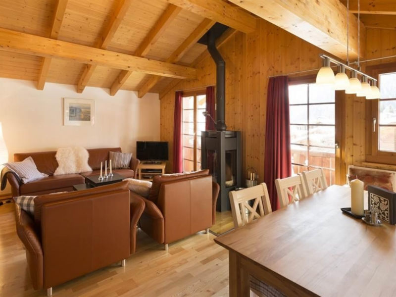 Chalet Flair (149E13)
