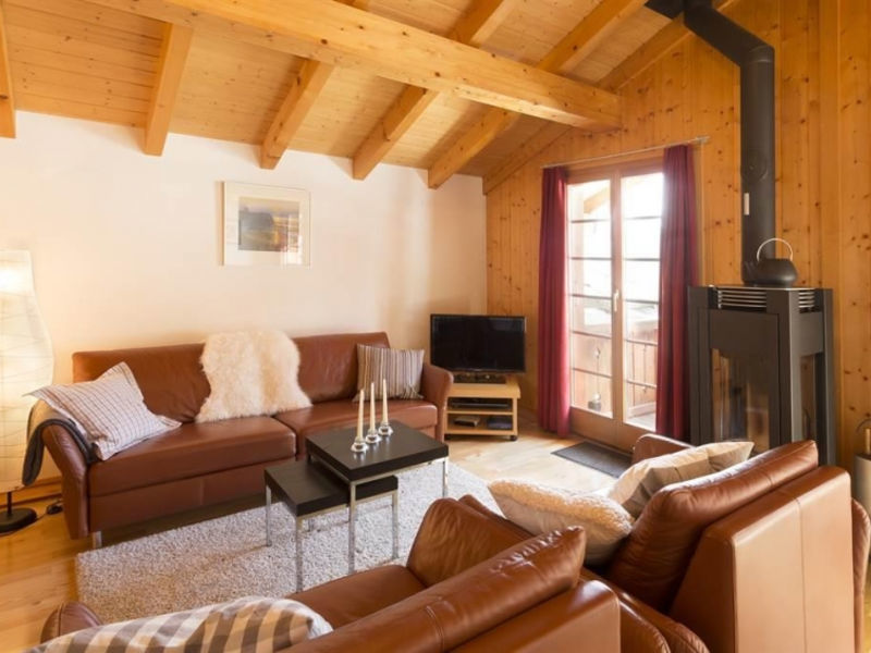 Chalet Flair (149E13)