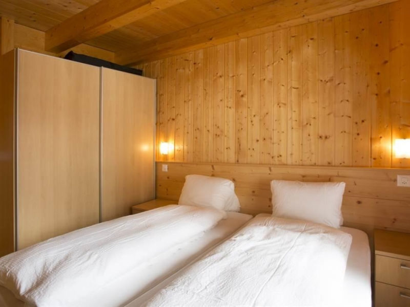 Chalet Flair (149E13)