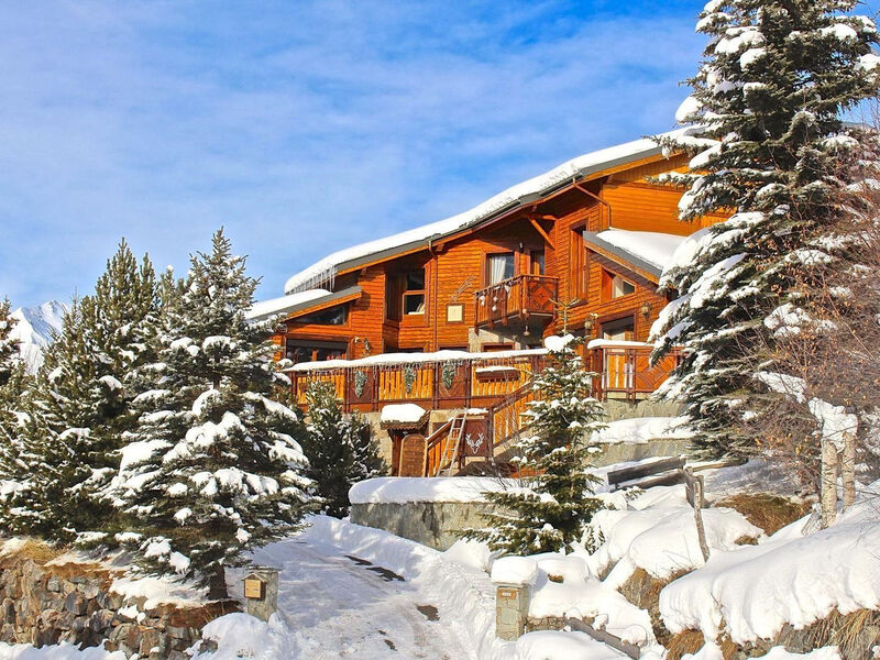 Chalet Mountain Lodge