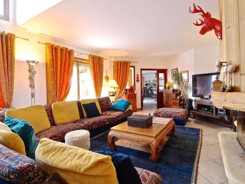 Chalet Mountain Lodge