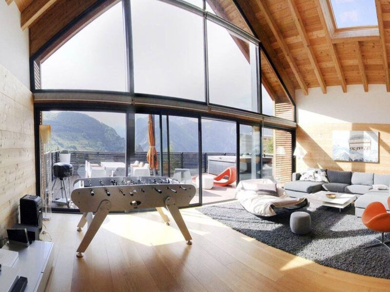 Chalet Sno Lodge