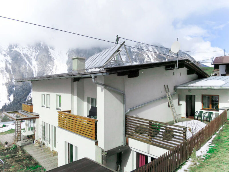 Haus Aktiv (HUB220)