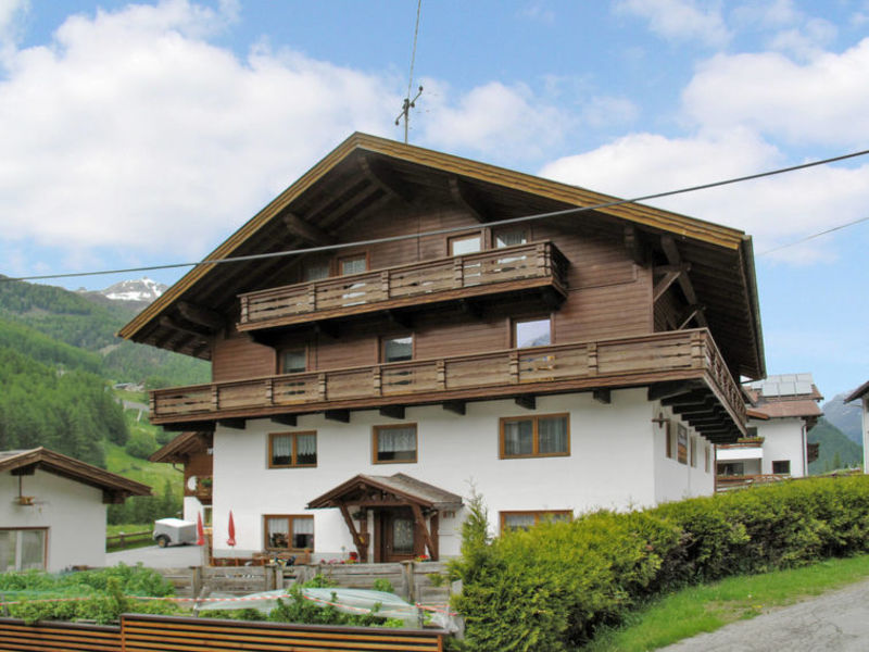 Haus Brunnenberg (SOE590)