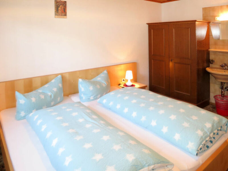 HAUS KRISTALL (SZU195)