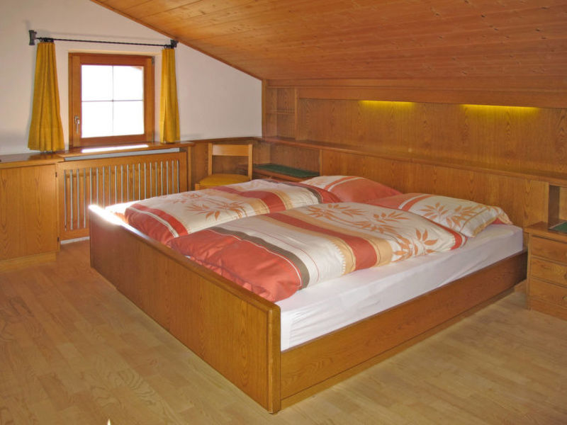 Haus Pizaut (ORI140)
