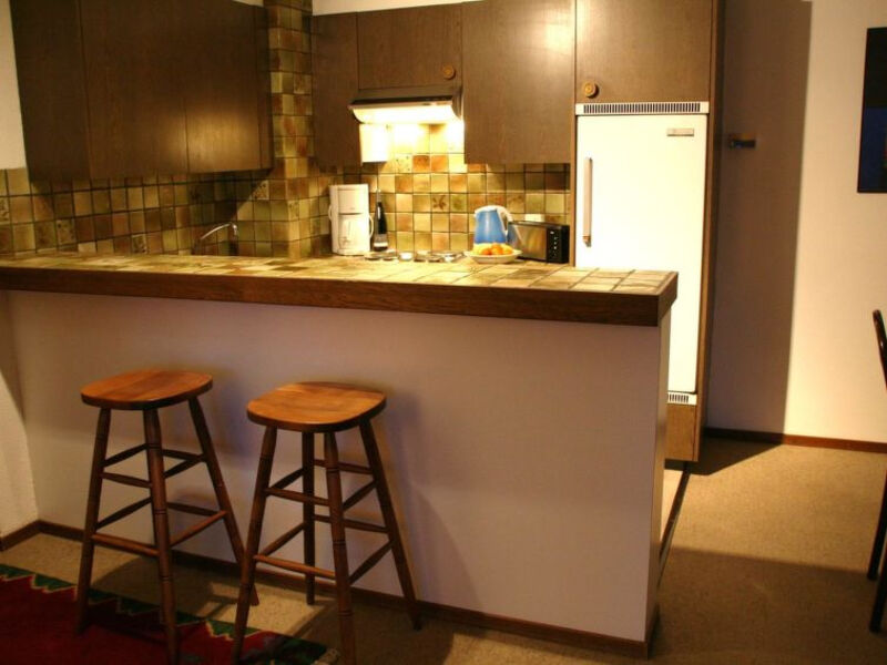 HOLIDAY APARTMENT