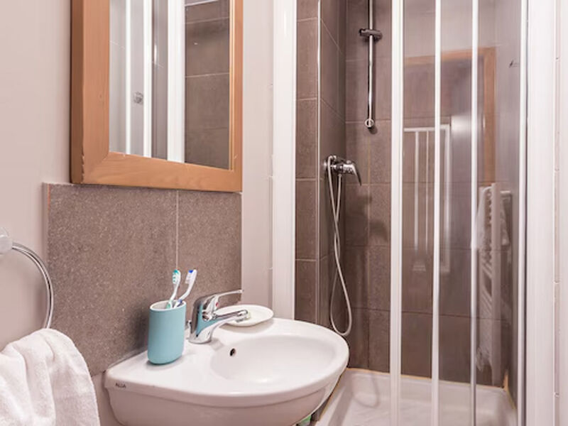 Residence Ours Blanc