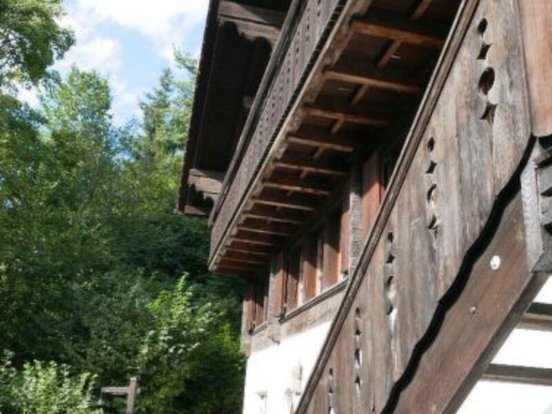 Tree-Tops, Chalet