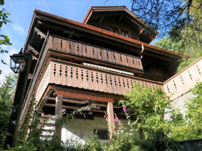 Tree-Tops, Chalet