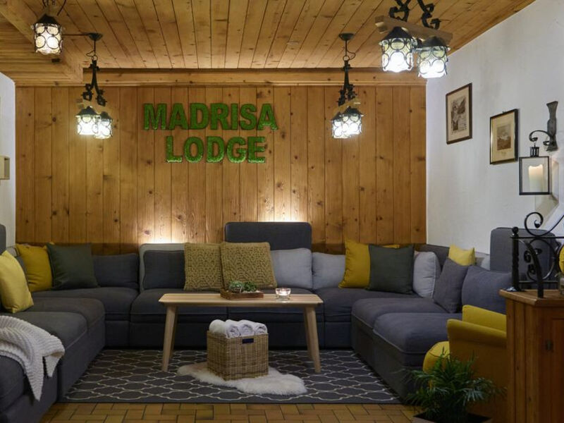 Madrisa Lodge