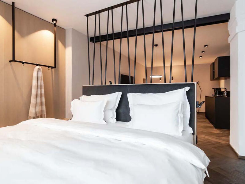 Schwarzer Adler Concept Living