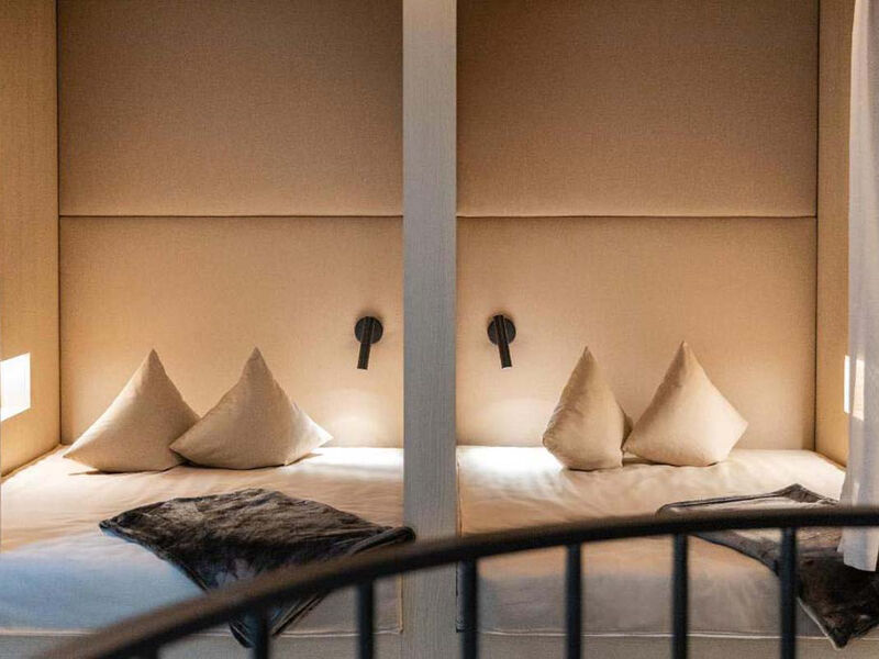 Schwarzer Adler Concept Living