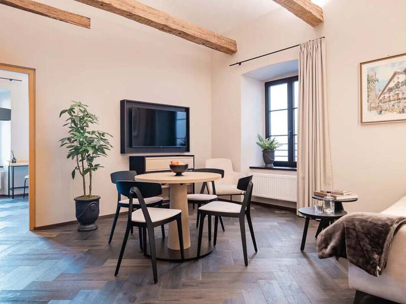Schwarzer Adler Concept Living