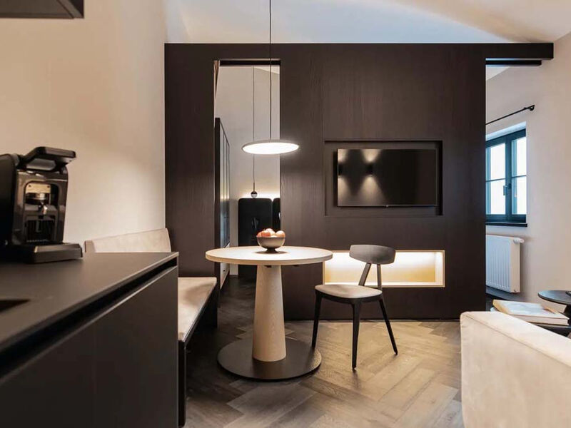 Schwarzer Adler Concept Living